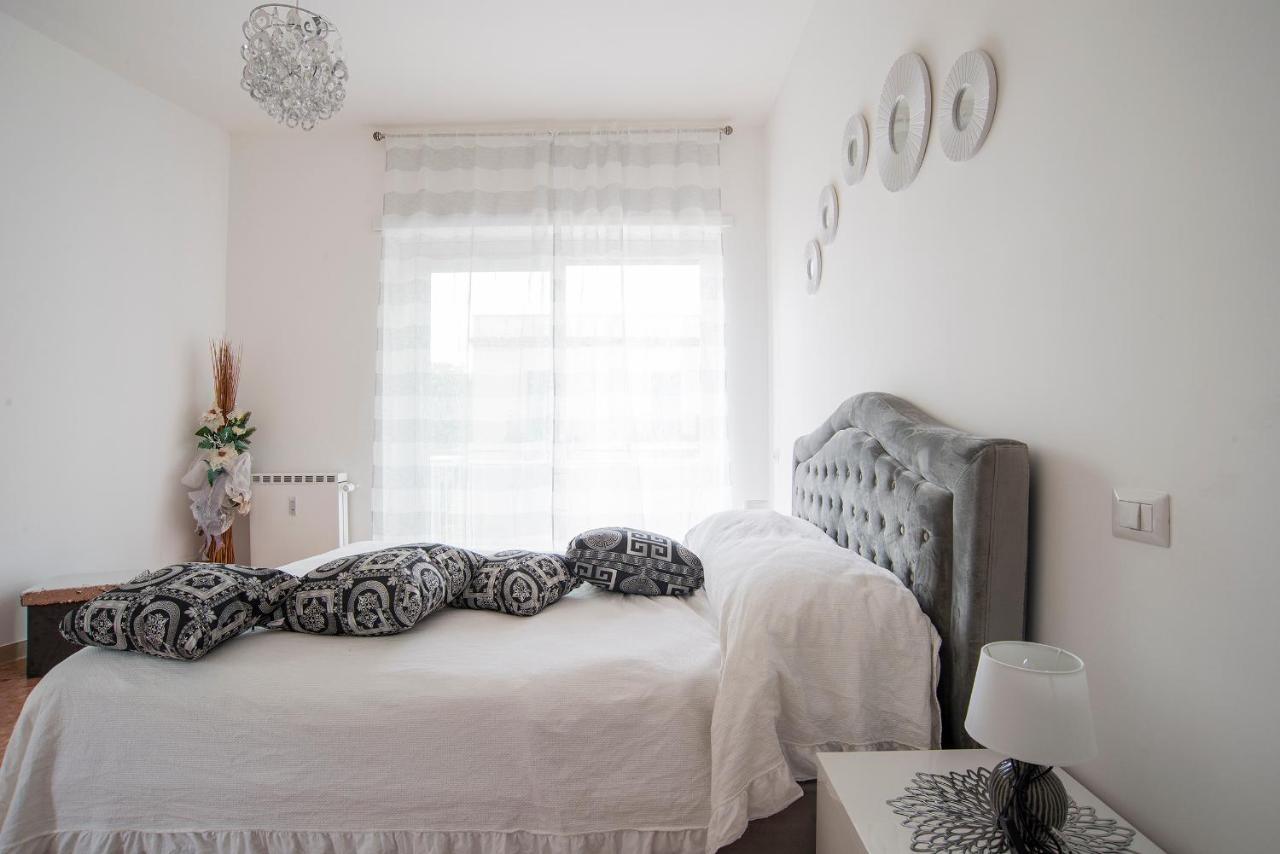 Apartament A Casa Di Ale Rzym Zewnętrze zdjęcie