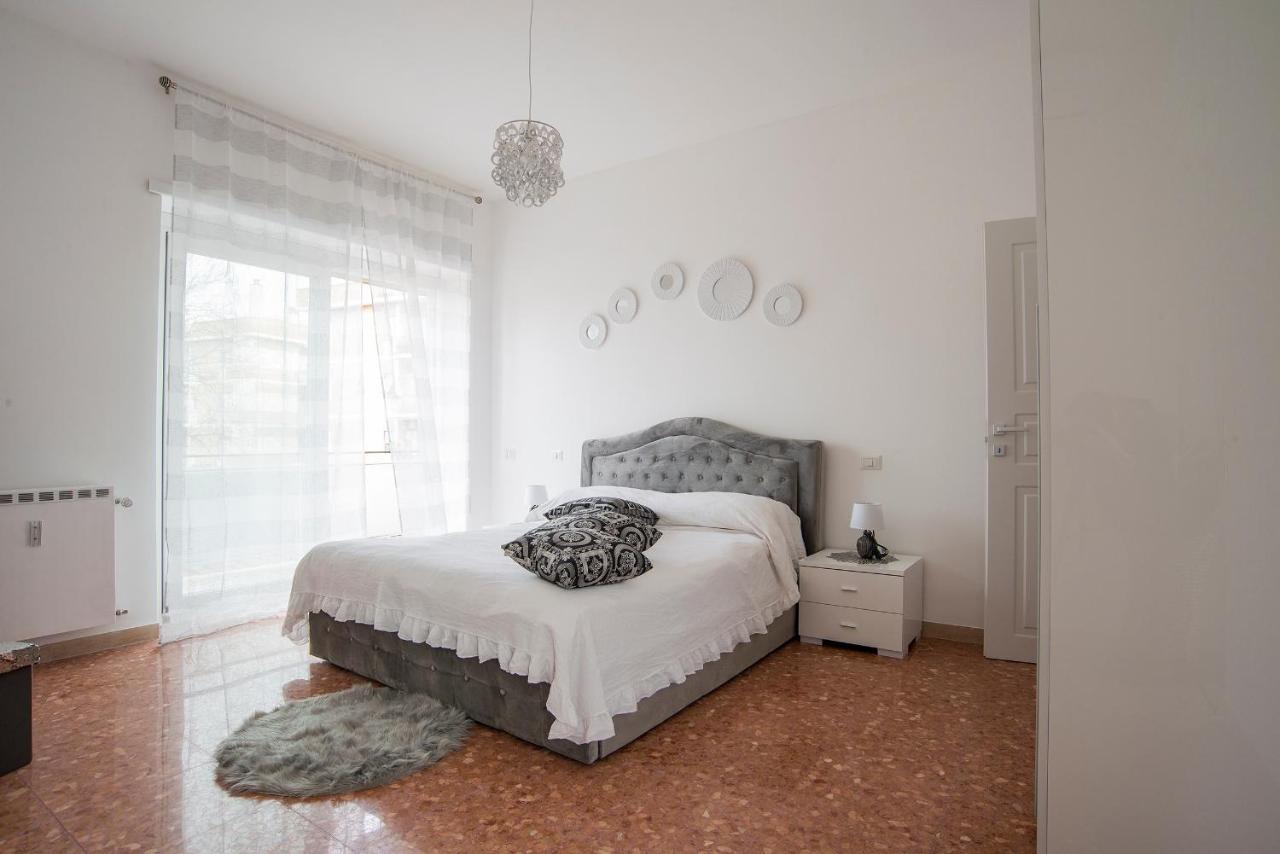 Apartament A Casa Di Ale Rzym Zewnętrze zdjęcie