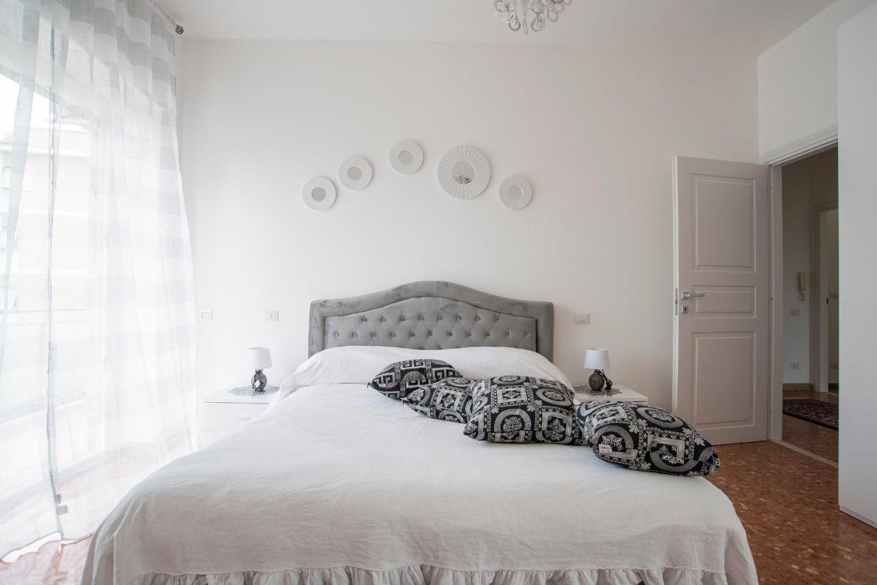 Apartament A Casa Di Ale Rzym Zewnętrze zdjęcie